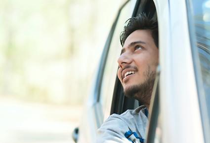 نصائح مفيدة لكسر الملل عند السفر لمسافات بعيدة بالسيّارة
